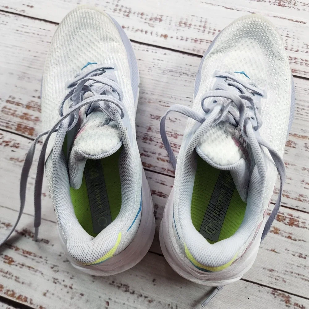 Hoka One One hoka clifton